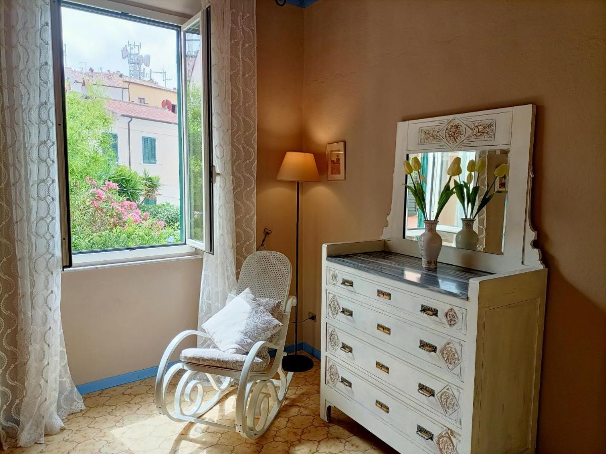 La Terrazza Nel Cuore Di Capoliveri Exterior photo