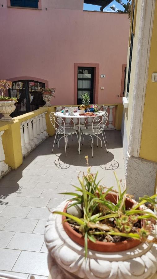 La Terrazza Nel Cuore Di Capoliveri Exterior photo