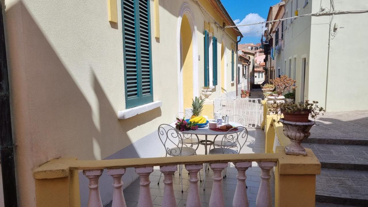 La Terrazza Nel Cuore Di Capoliveri Exterior photo