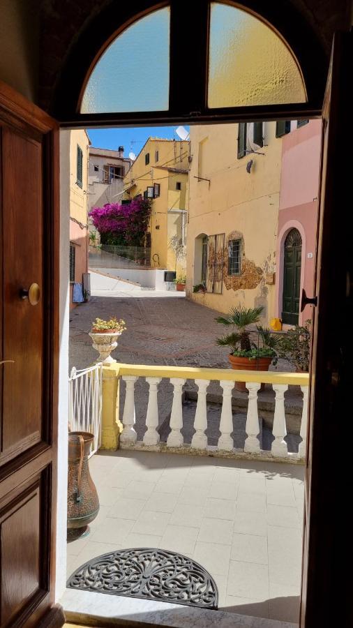 La Terrazza Nel Cuore Di Capoliveri Exterior photo